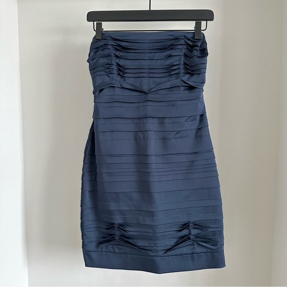 Y2K BCBGMaxazria Dark Navy Crepe Ruffled Strapless Dress - Picture 2 of 9